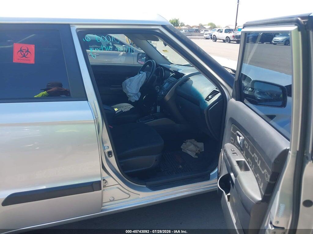KNDJT2A68C7441252 2012 KIA SOUL photo no. 5