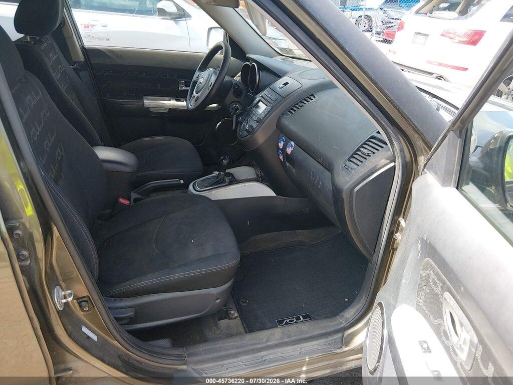 KNDJT2A68C7379528 2012 KIA SOUL photo no. 5
