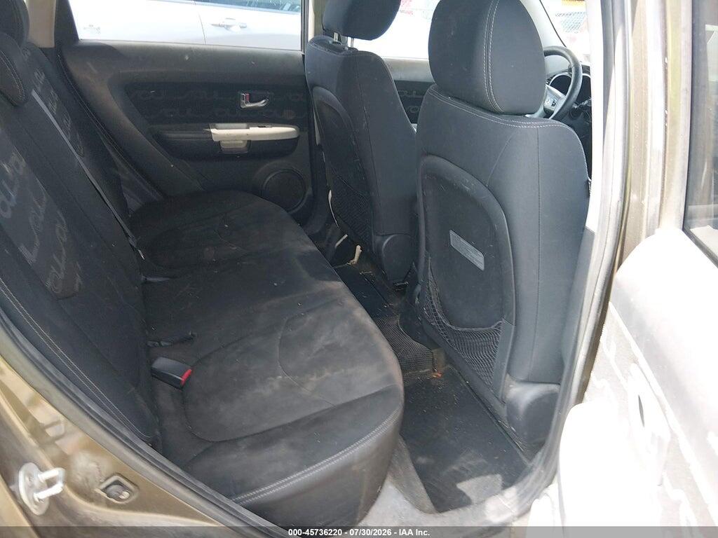 KNDJT2A68C7379528 2012 KIA SOUL photo no. 8