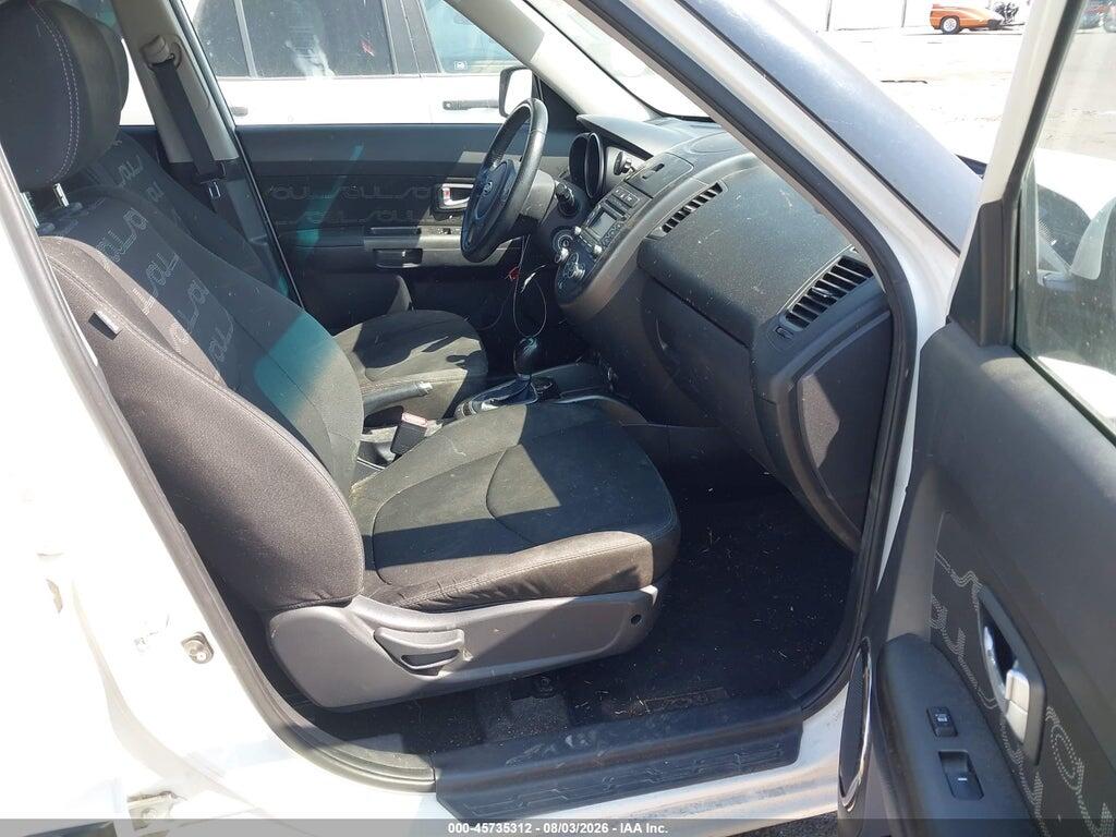 KNDJT2A67C7465378 2012 KIA SOUL photo no. 5