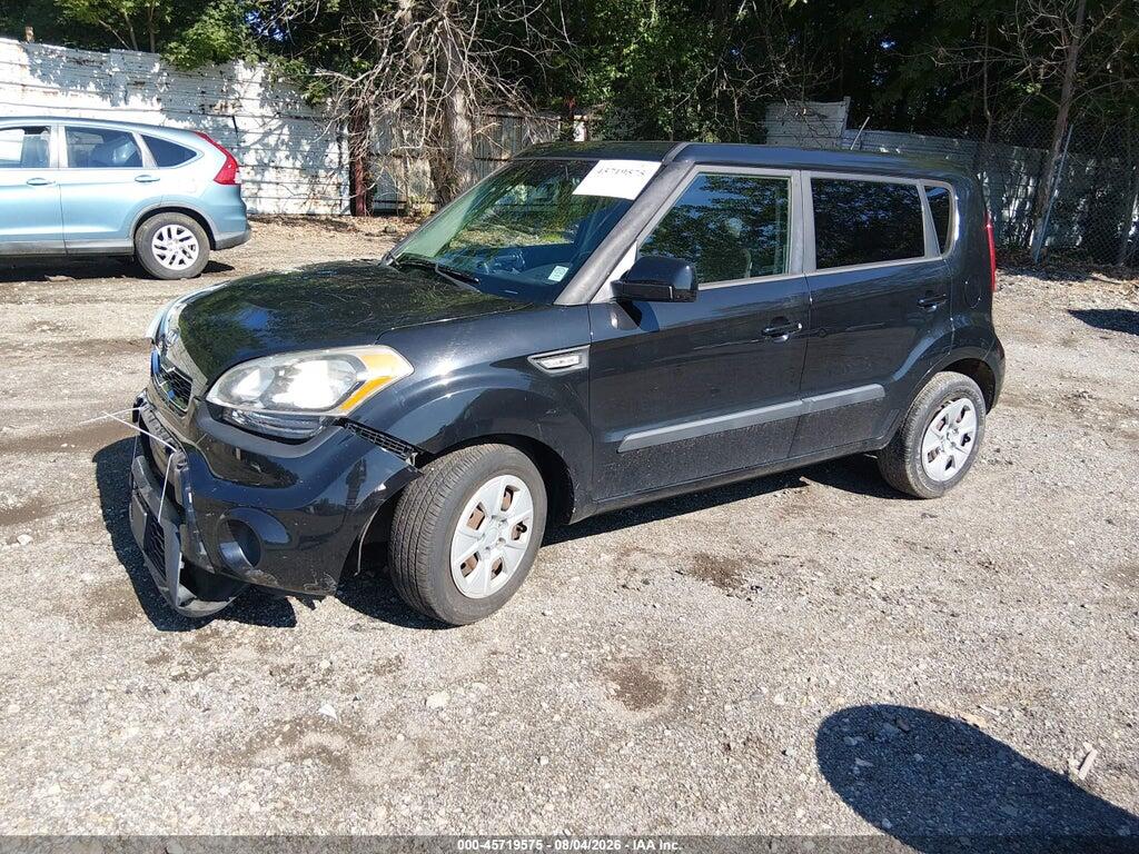 KNDJT2A53C7742633 2012 KIA SOUL photo no. 2