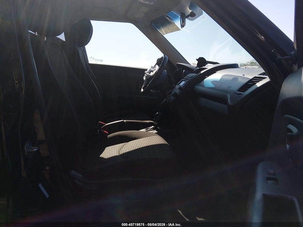 KNDJT2A53C7742633 2012 KIA SOUL photo no. 5