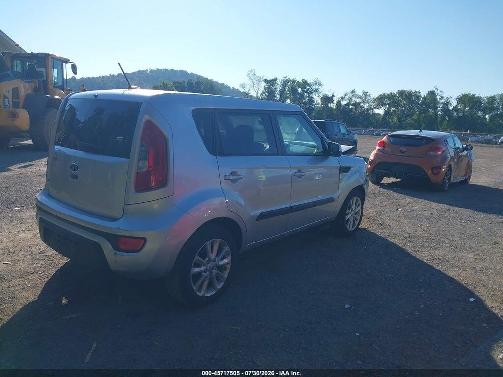 KNDJT2A64C7379882 2012 KIA SOUL photo no. 4