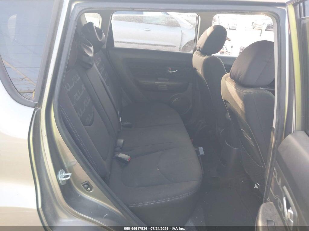 KNDJT2A61C7460404 2012 KIA SOUL photo no. 8