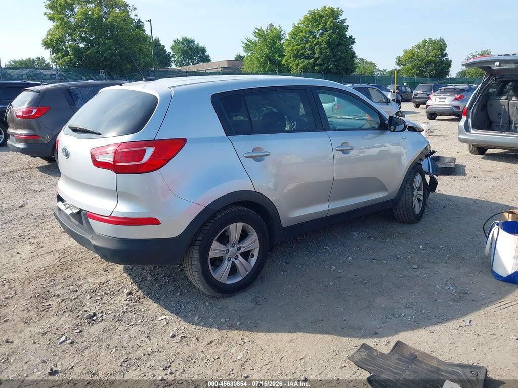 KNDPBCA23C7210338 2012 KIA SPORTAGE photo no. 4