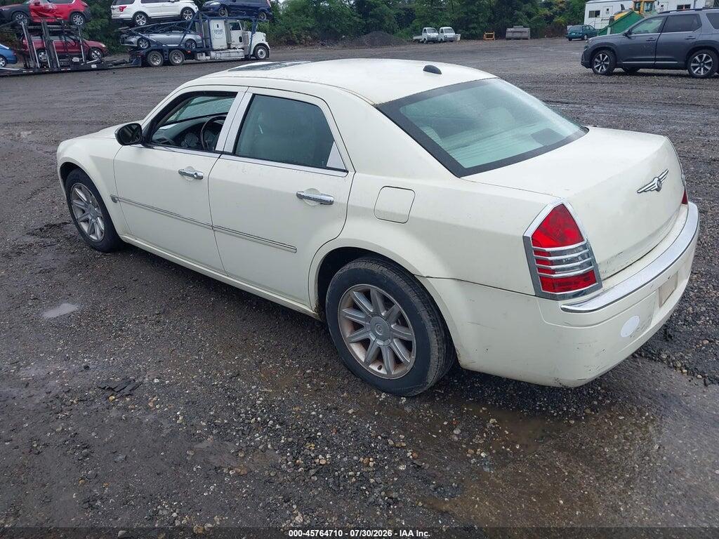 2C3JA63H25H502232 2005 CHRYSLER 300C photo no. 3
