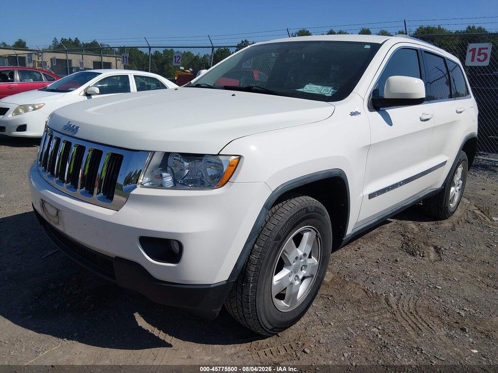 1J4RR4GG4BC589783 2011 JEEP GRAND CHEROKEE photo no. 2