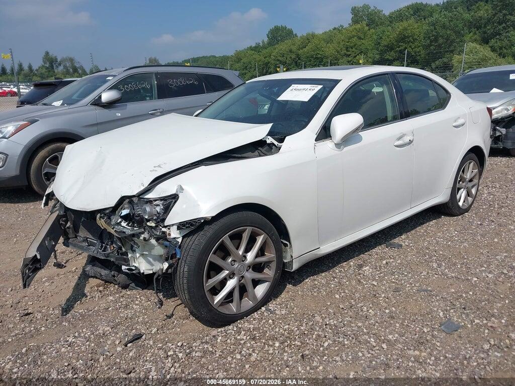 JTHCF5C29C5058233 2012 LEXUS IS 250 photo no. 2