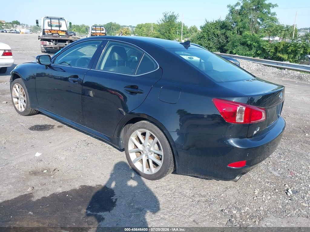 JTHCF5C28C5056747 2012 LEXUS IS 250 photo no. 3