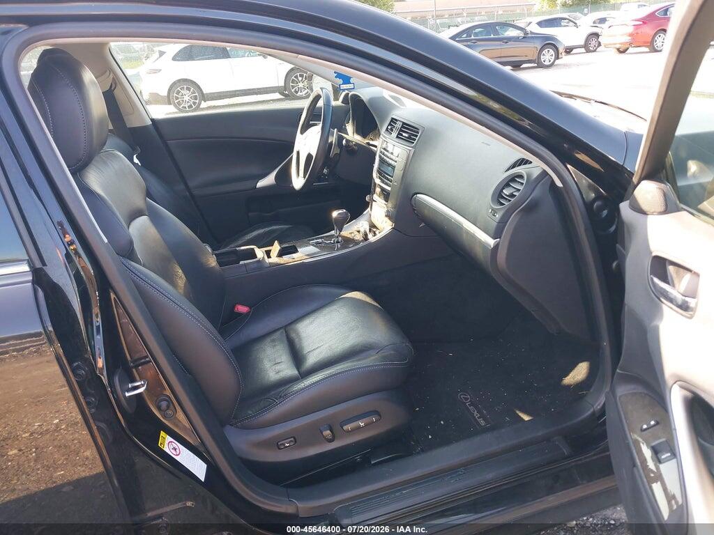 JTHCF5C28C5056747 2012 LEXUS IS 250 photo no. 5