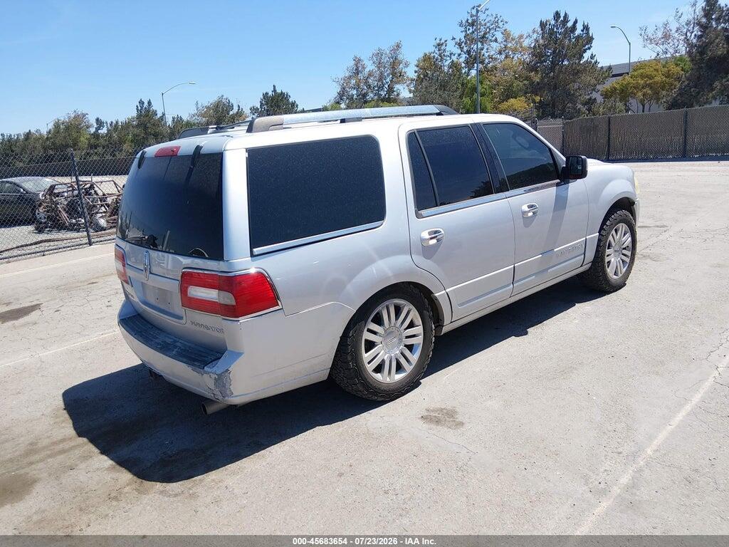5LMJJ2H59CEL03324 2012 LINCOLN NAVIGATOR photo no. 4
