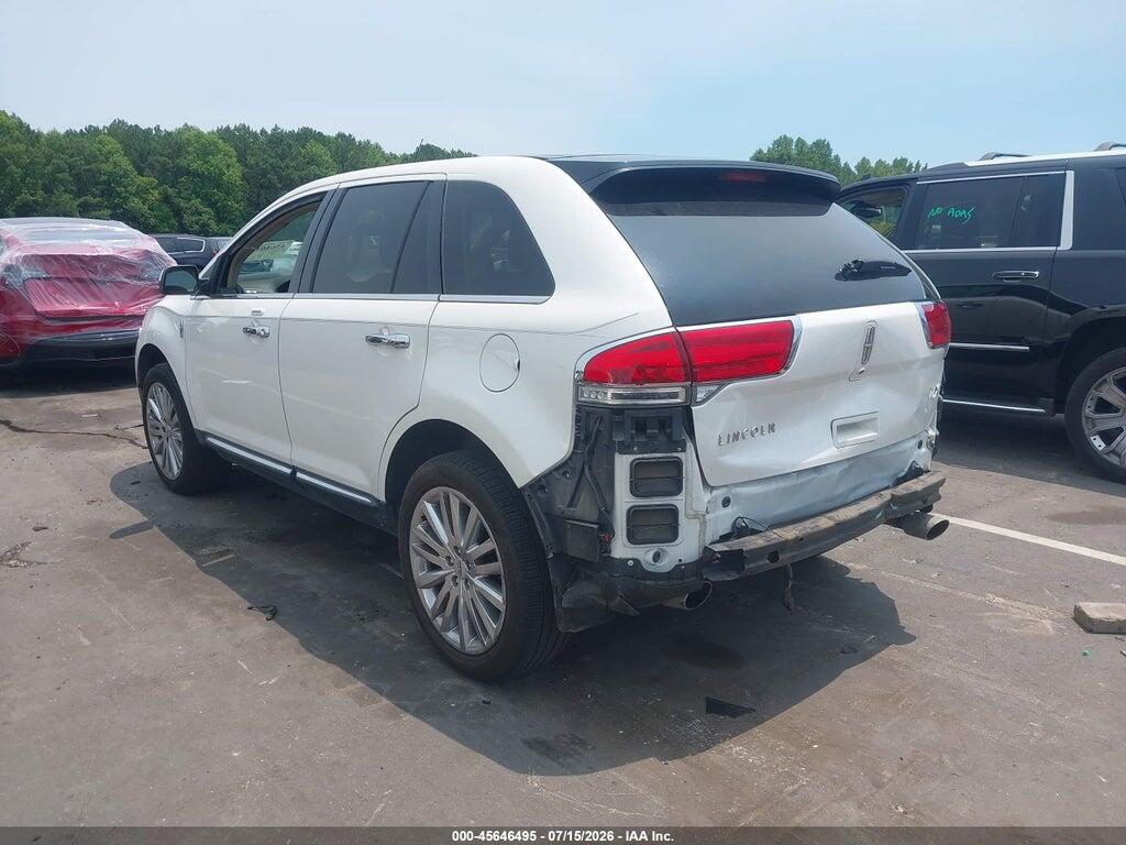 2LMDJ8JK5CBL09592 2012 LINCOLN MKX photo no. 3