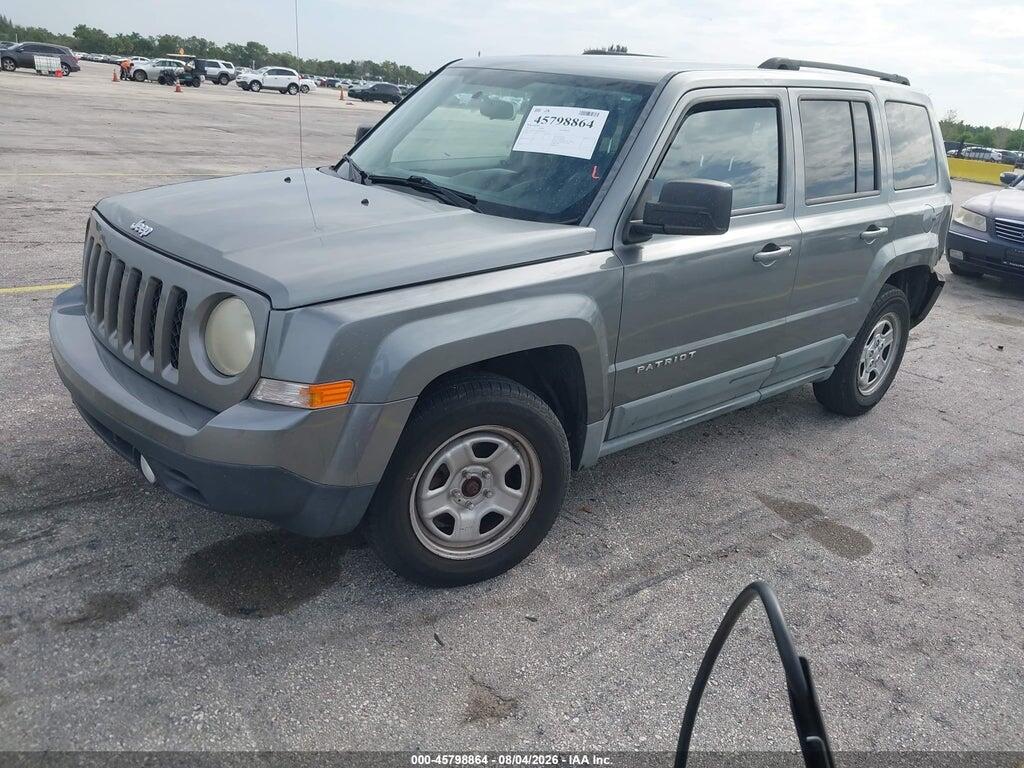 1J4NT1GB2BD248850 2011 JEEP PATRIOT photo no. 2