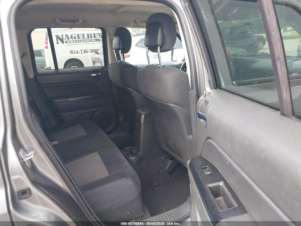 1J4NT1GB2BD248850 2011 JEEP PATRIOT photo no. 8