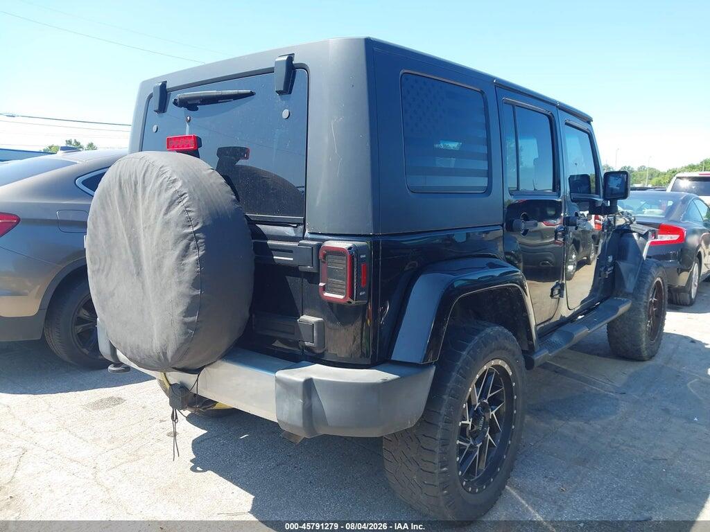 1J4BA7H13BL591447 2011 JEEP WRANGLER UNLIMITED photo no. 4