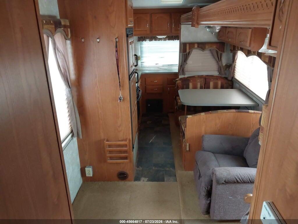 1TC3B055751304184 2005 5TH WHEEL OTHER photo no. 7
