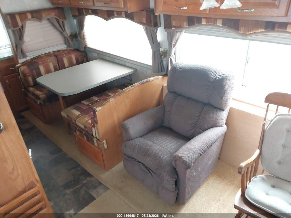 1TC3B055751304184 2005 5TH WHEEL OTHER photo no. 8