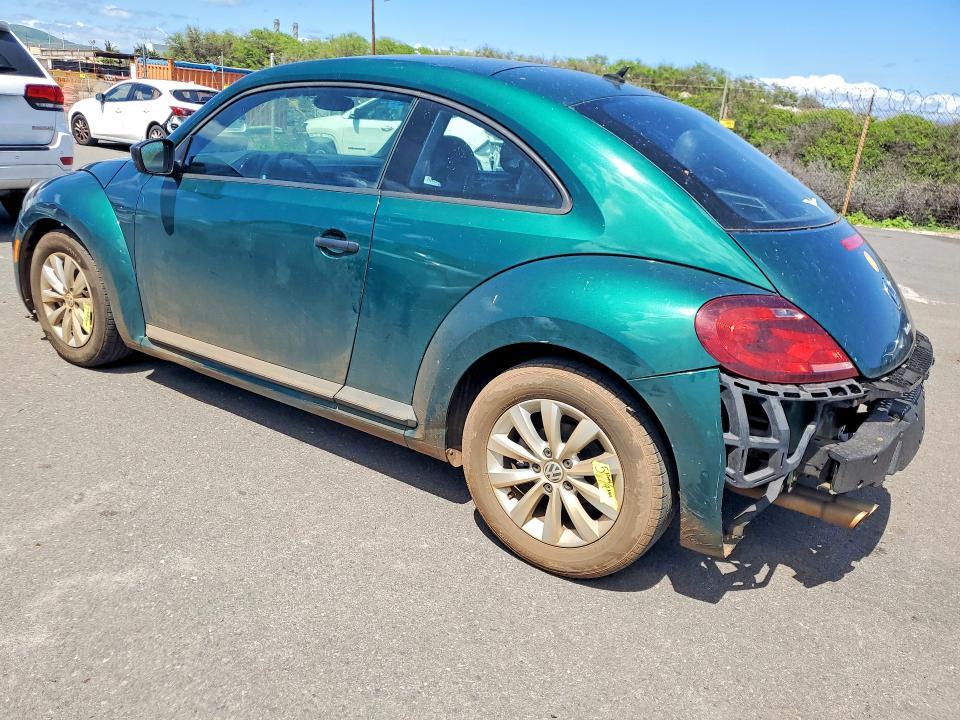 2017 VOLKSWAGEN BEETLE 1.8T — Фото 2 из 13