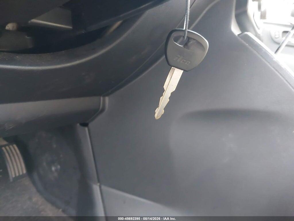 JM1CW2CL8C0121019 2012 MAZDA MAZDA5 photo no. 11