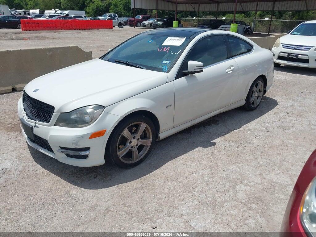 2012 MERCEDES-BENZ C 250 — Фото 2 из 11
