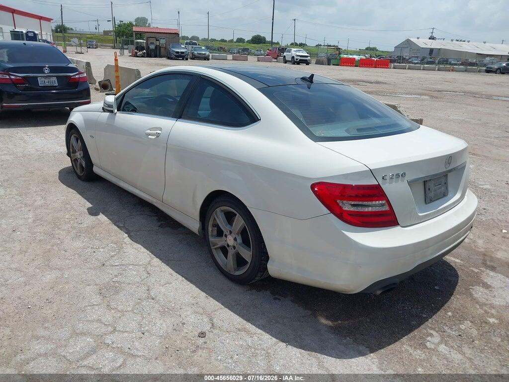 2012 MERCEDES-BENZ C 250 — Фото 3 из 11