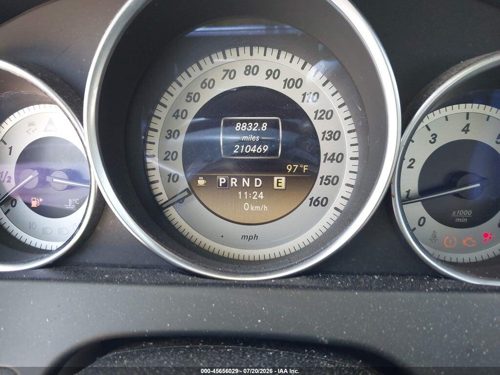 2012 MERCEDES-BENZ C 250 — Фото 7 из 11