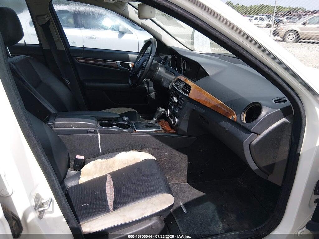 WDDGF4HB7CR215326 2012 MERCEDES-BENZ C 250 photo no. 5