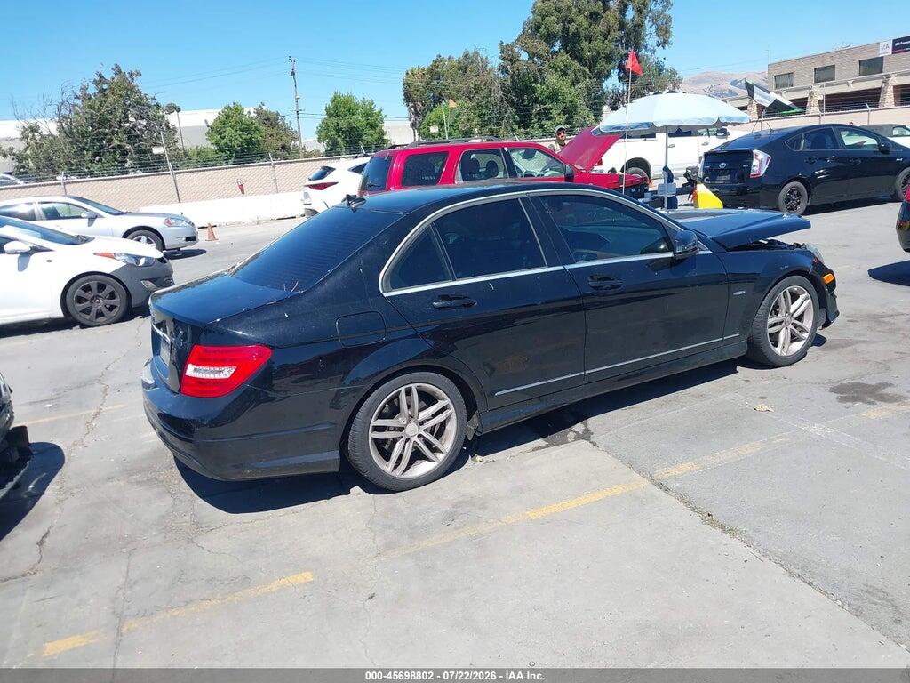 WDDGF4HB8CA633182 2012 MERCEDES-BENZ C 250 photo no. 4