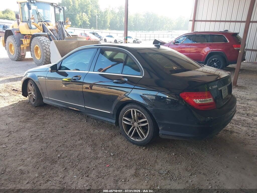 WDDGF8BB7CR193912 2012 MERCEDES-BENZ C 300 photo no. 3