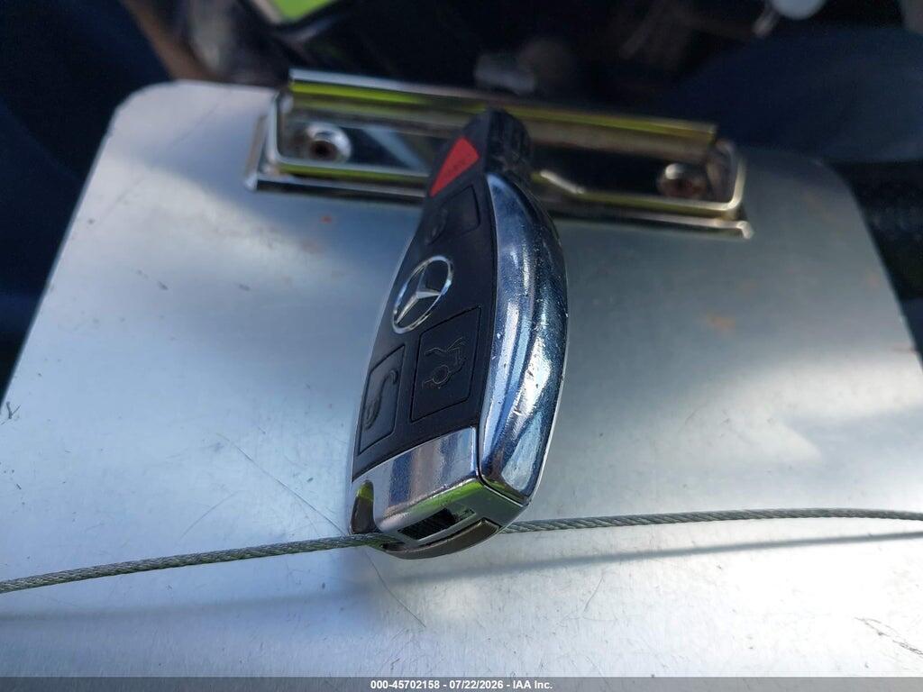 WDDGF8BB0CA621530 2012 MERCEDES-BENZ C 300 photo no. 11