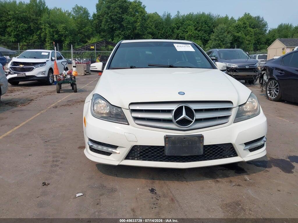 WDDGF8BB1CR238049 2012 MERCEDES-BENZ C 300 photo no. 6