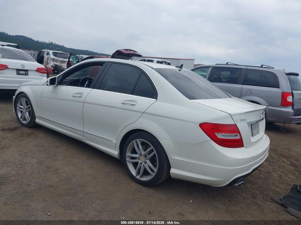 WDDGF8BB7CR237665 2012 MERCEDES-BENZ C 300 photo no. 3