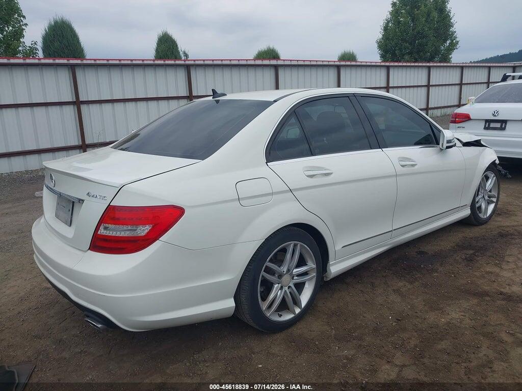 WDDGF8BB7CR237665 2012 MERCEDES-BENZ C 300 photo no. 4