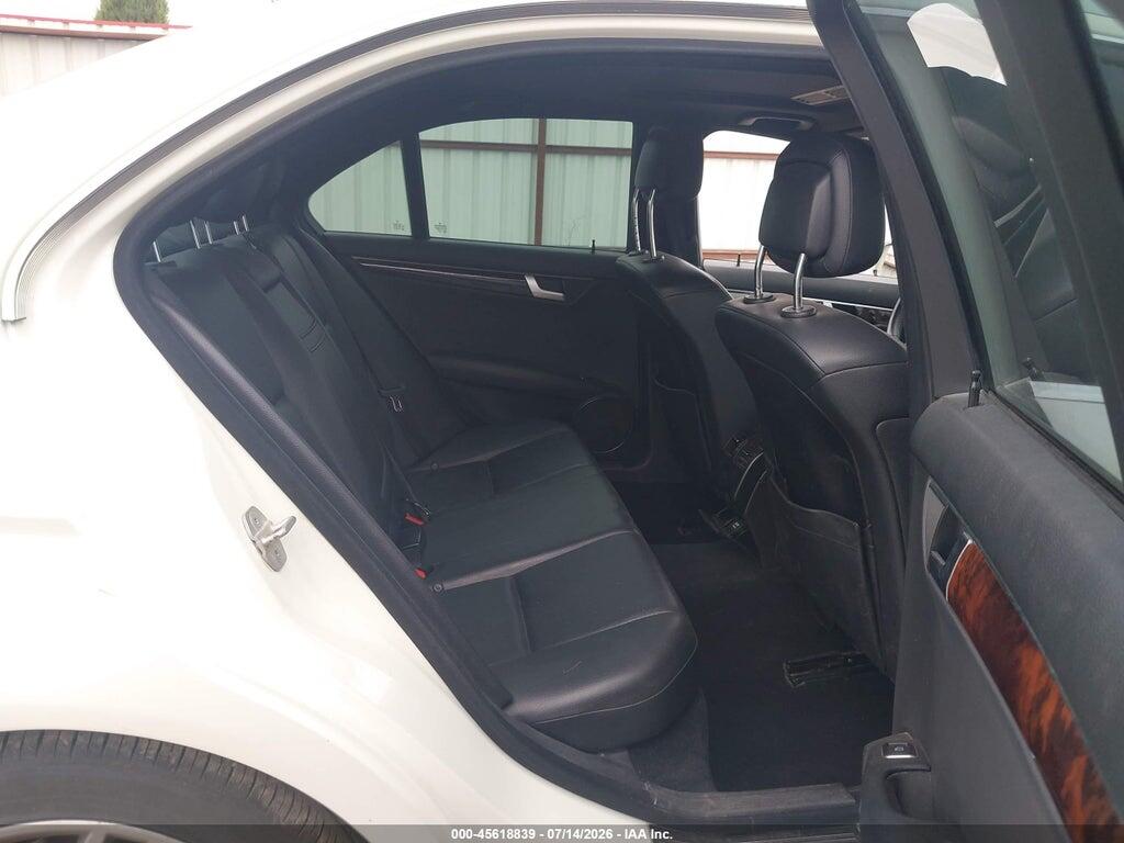 WDDGF8BB7CR237665 2012 MERCEDES-BENZ C 300 photo no. 8