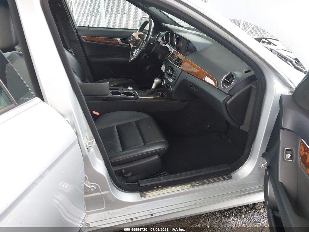 WDDGF8BB4CR229233 2012 MERCEDES-BENZ C 300 photo no. 5