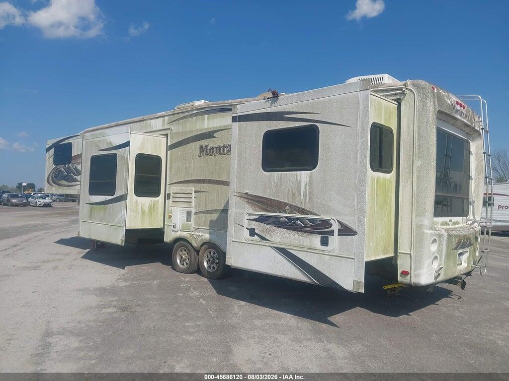 4YDF37520B4700548 2011 KEYSTONE MO3750FL11 MONTANA photo no. 3