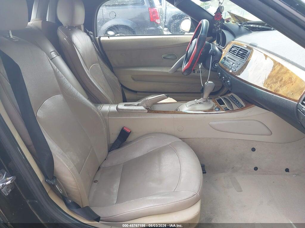 4USBT53585LU10419 2005 BMW Z4 photo no. 5