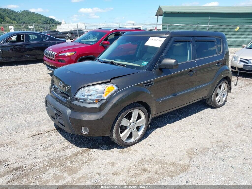 KNDJT2A22B7216451 2011 KIA SOUL photo no. 2