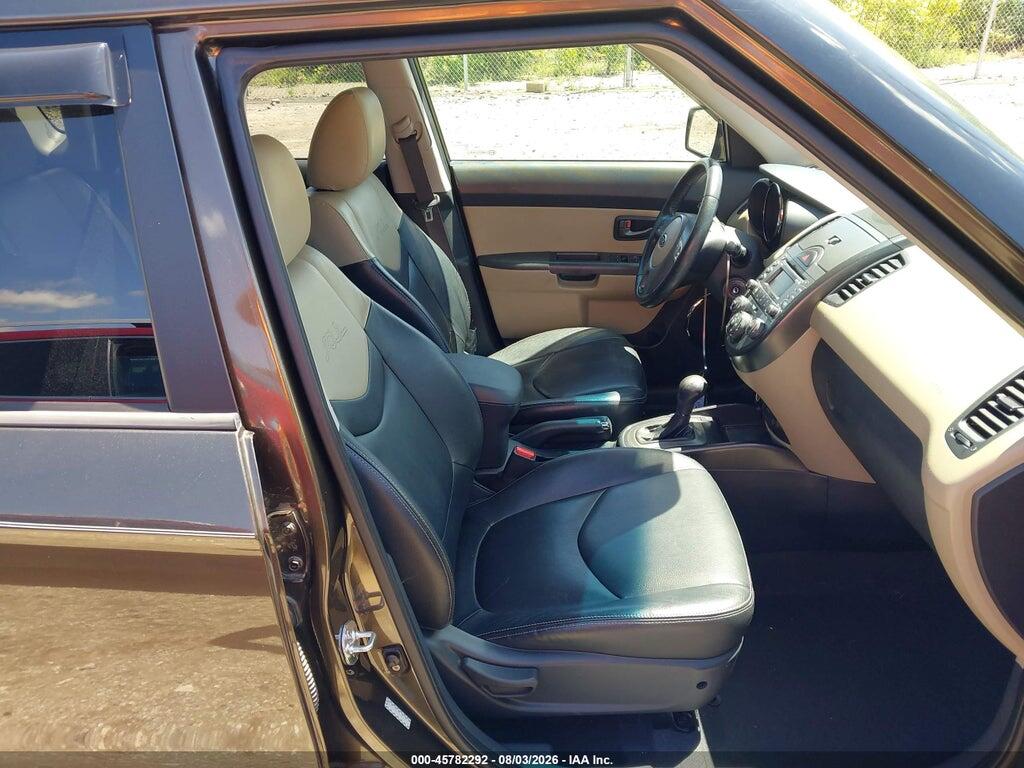 KNDJT2A22B7216451 2011 KIA SOUL photo no. 5