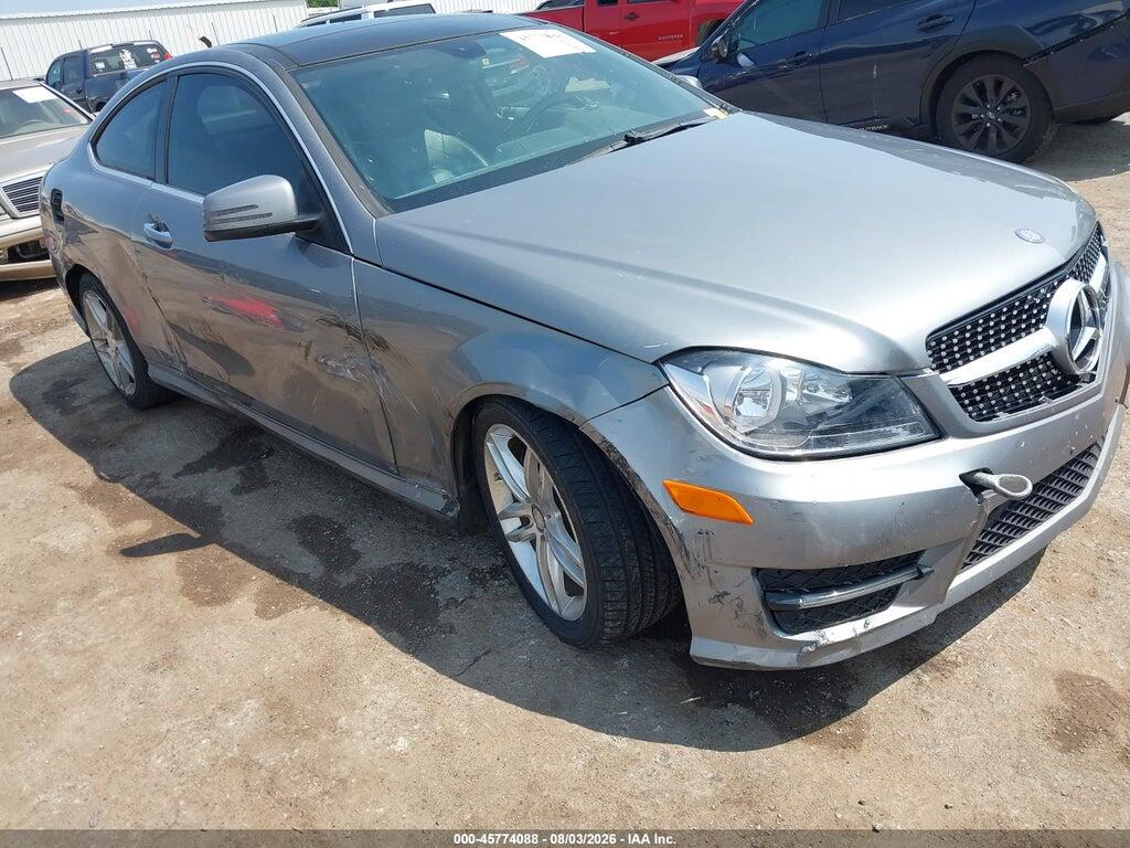 2012 MERCEDES-BENZ C 350 WDDGJ5HB3CF800524