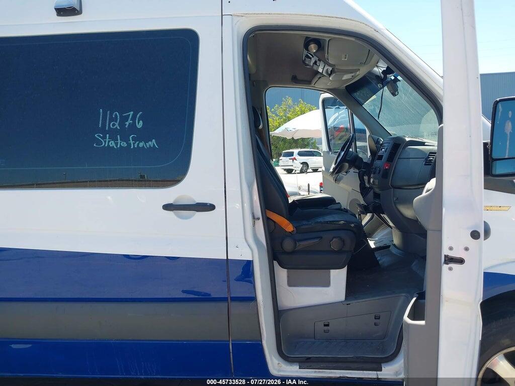 WD3PE7CC5C5685984 2012 MERCEDES-BENZ SPRINTER 2500 photo no. 5