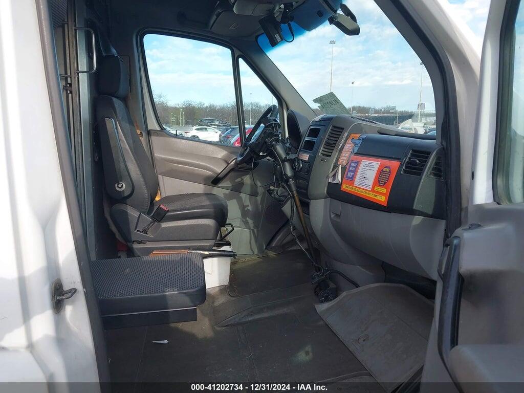 WD3PE8CB3C5688427 2012 MERCEDES-BENZ SPRINTER 2500 photo no. 5
