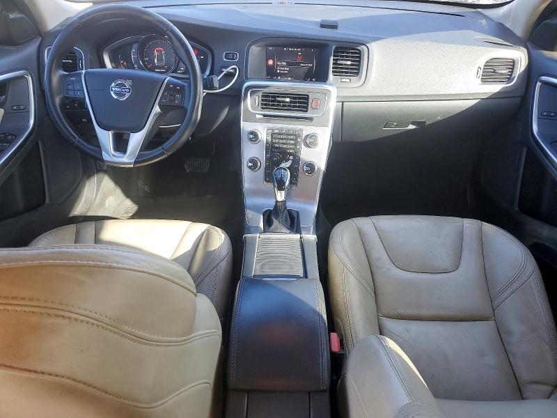 2017 VOLVO S60 DYNAMIC — Фото 8 из 12