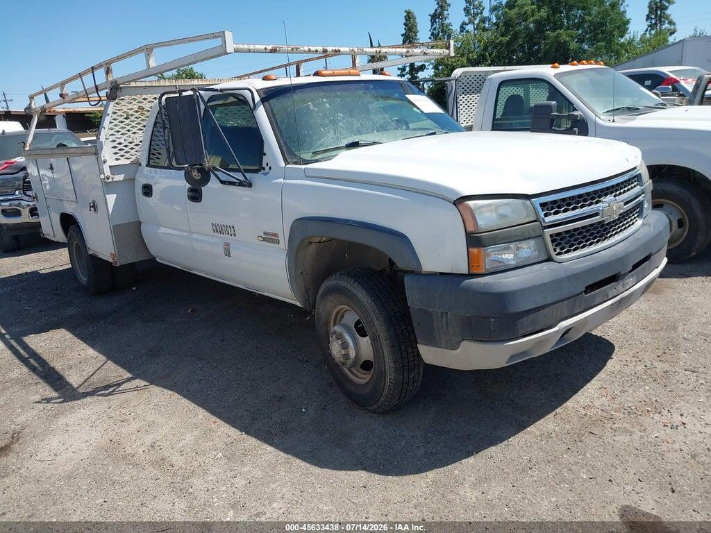 2005 CHEVROLET SILVERADO 3500 1GBJC33205F944500