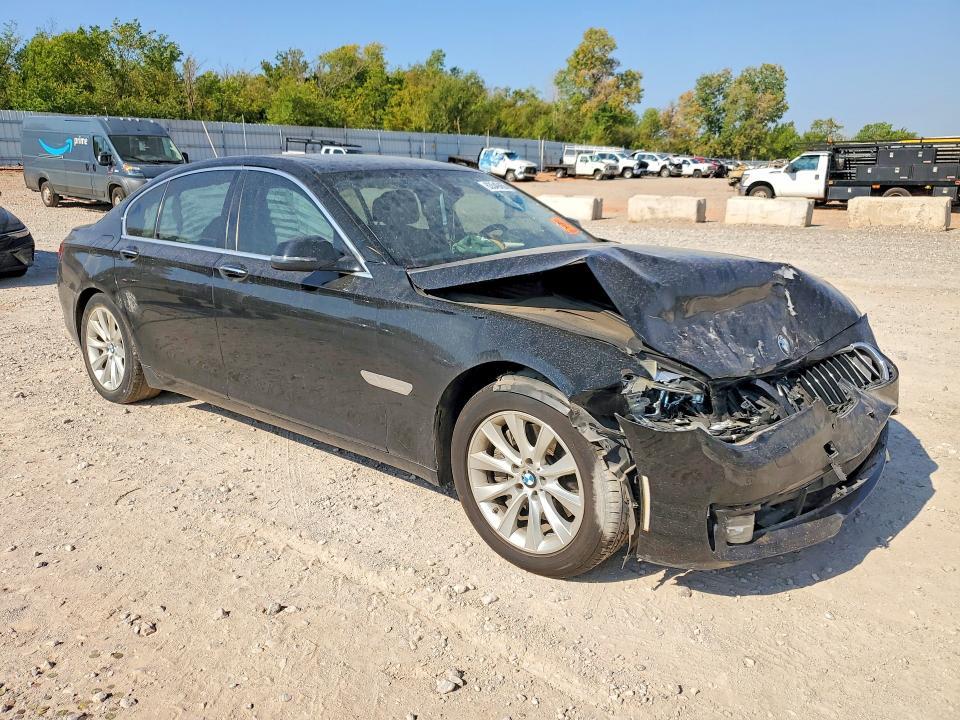 2014 BMW 740 I — Фото 4 из 12