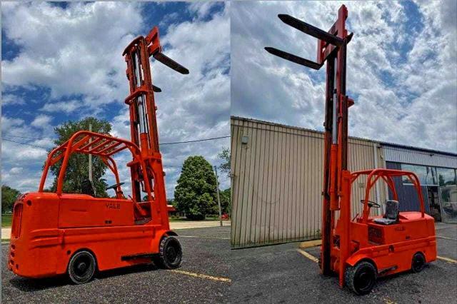 YALE G83C-100-SWT (FACTORY MODEL 6830-100-SW7), 10,000 LB CAPACITY, 14,500 LB OPERATING WEIGHT, SERIAL P169782. — Фото 4 из 10