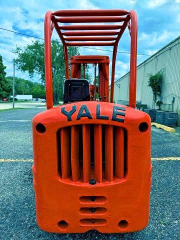 YALE G83C-100-SWT (FACTORY MODEL 6830-100-SW7), 10,000 LB CAPACITY, 14,500 LB OPERATING WEIGHT, SERIAL P169782. — Фото 7 из 10