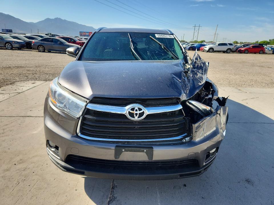 2016 TOYOTA HIGHLANDER XLE — Фото 5 из 12