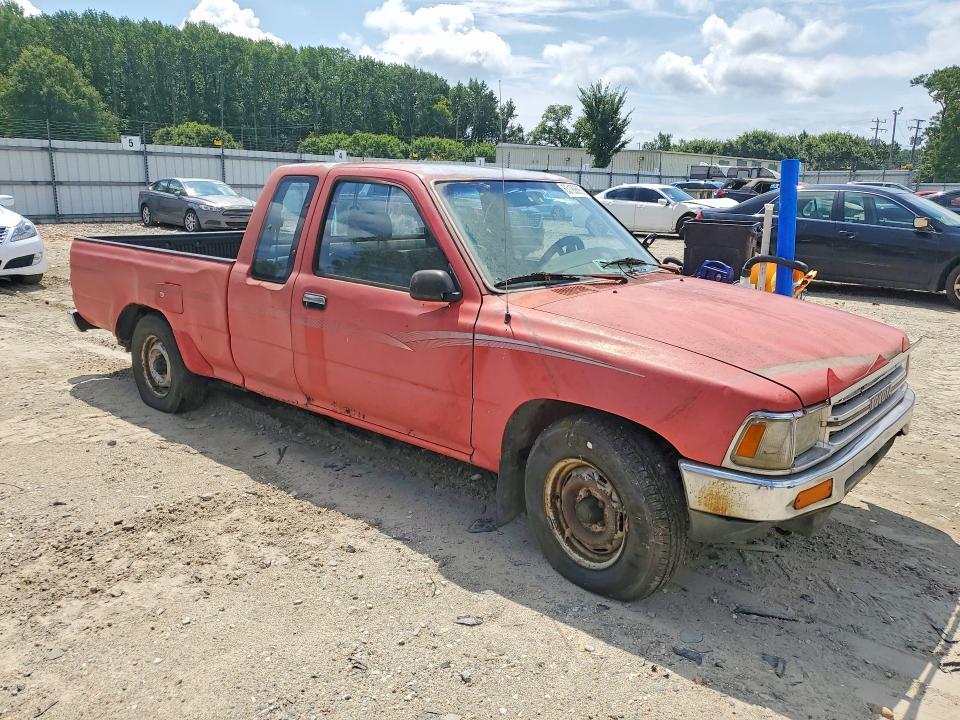 1991 TOYOTA PICKUP DELUXE — Фото 4 из 12