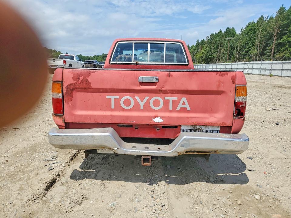 1991 TOYOTA PICKUP DELUXE — Фото 6 из 12